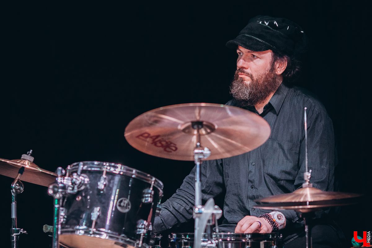 Ударник Петр Талалай