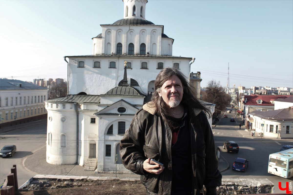 Испанский гитарист Анхель Онтальва во Владимире