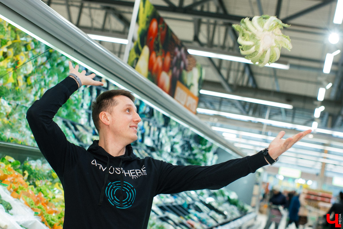 Участники гастро-шоу “Ключ-Медиа” узнали секрет извлечения энергии из диетических продуктов и сконструировали белковую бомбу