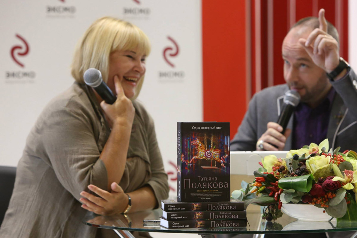 Известная писательница из Владимира Татьяна Полякова – мастер авантюрного детектива. Она входит в пятерку самых издаваемых авторов России. За ее плечами 93 книги. Подробности своей жизни Татьяна Викторовна раскрыла в эксклюзивном интервью нашему изданию