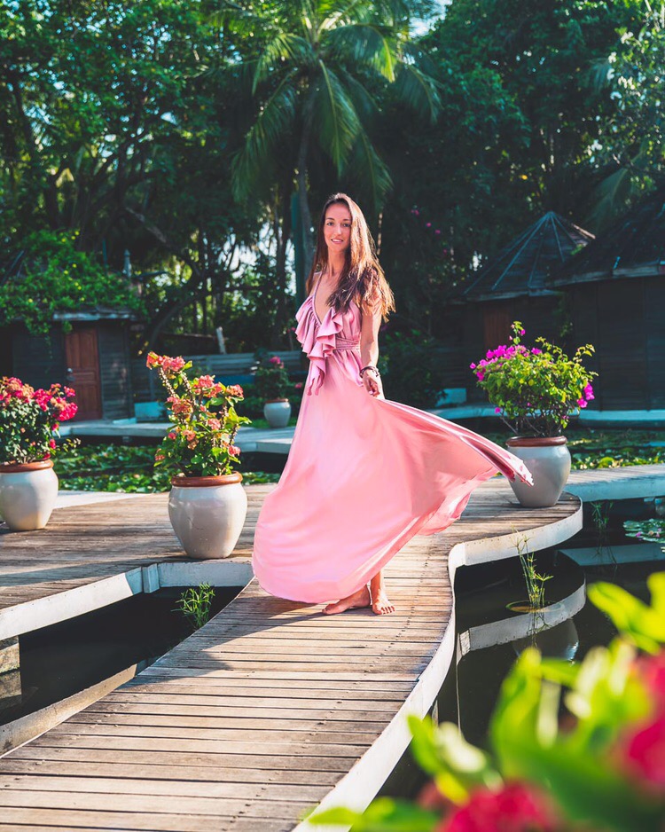 Жаркий конкурс “Ключ на спорт” продолжается. Знакомьтесь с Марией Касаткиной - второй претенденткой на статус самой рельефной “Девушки апреля”