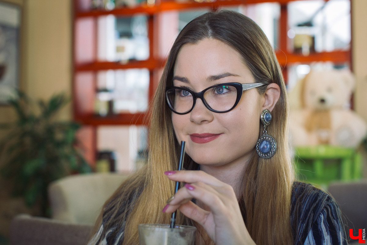 Стилист Алина Новосельцева дает советы, как собрать летнюю капсулу одежды и правильно сочетать вещи