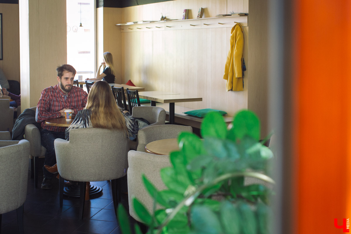 Стилист Алина Новосельцева дает советы, как собрать летнюю капсулу одежды и правильно сочетать вещи