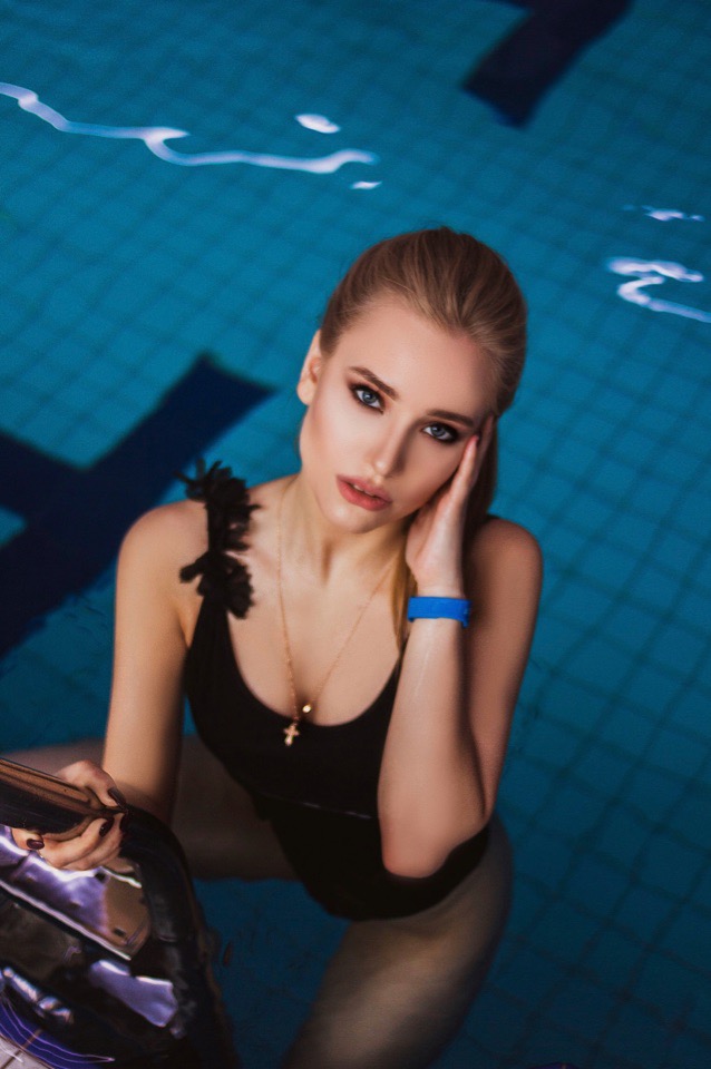 Ирина Сысоева. Четвертая участница конкурса “Ключ на спорт”. И голосование за самую рельефную девушку апреля