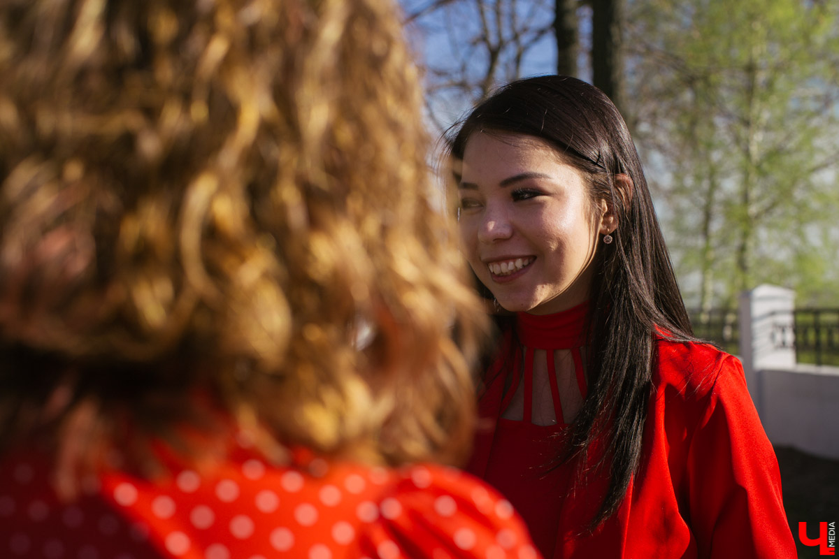 24-летняя Анна Каширина из Владимира подала заявку на участие в конкурсе “Мисс Спартак”. Как хрупкая девушка стала футбольным фанатом и каково ей в мире мужчин - об этом в нашем интервью