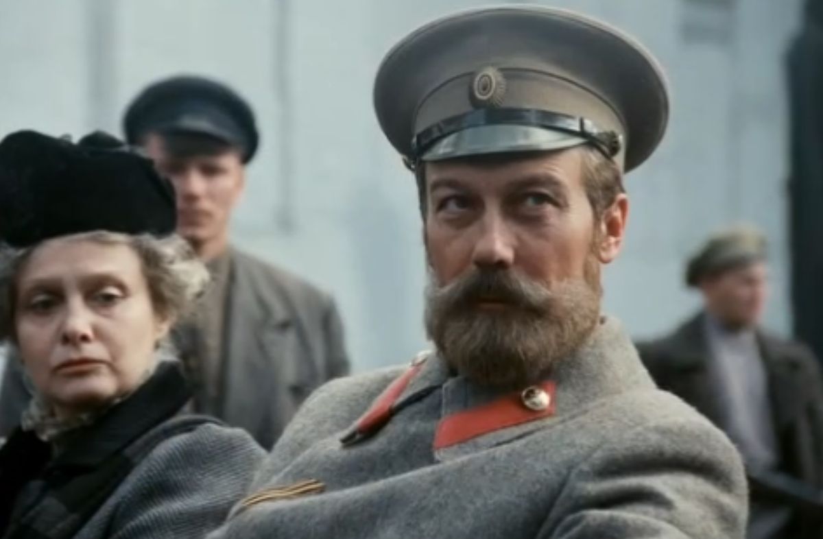 Кадр из фильма «Цареубийца»