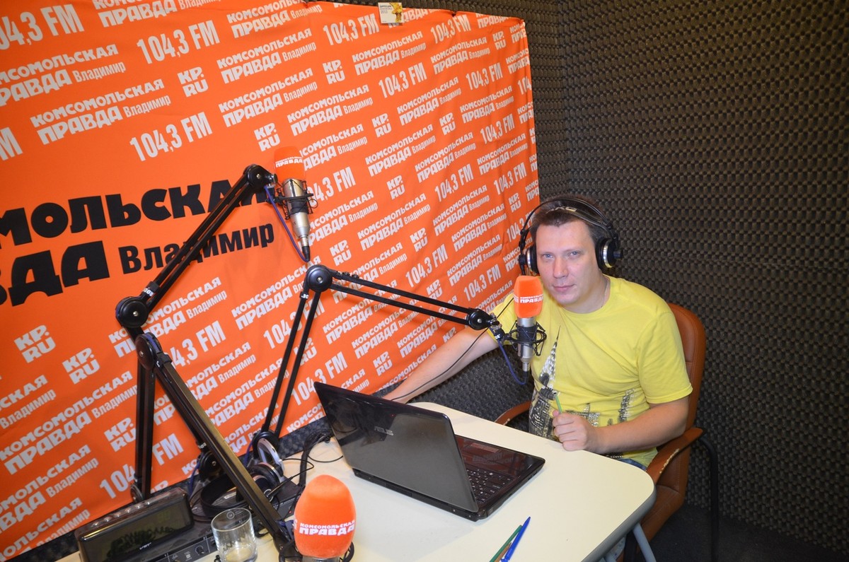 В День радио владимирские радиоведущие наконец-то «выходят из тени» и рассказывают о любимой профессии
