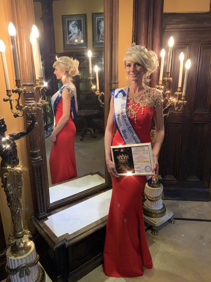 Светлана Дроздова - 3 вице-миссис конкурса красоты «Хрустальная корона России-2019»