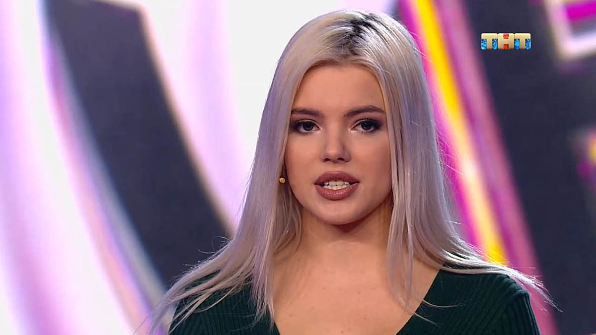 Софья Лобанова прошла в финал Comedy Баттл 2019