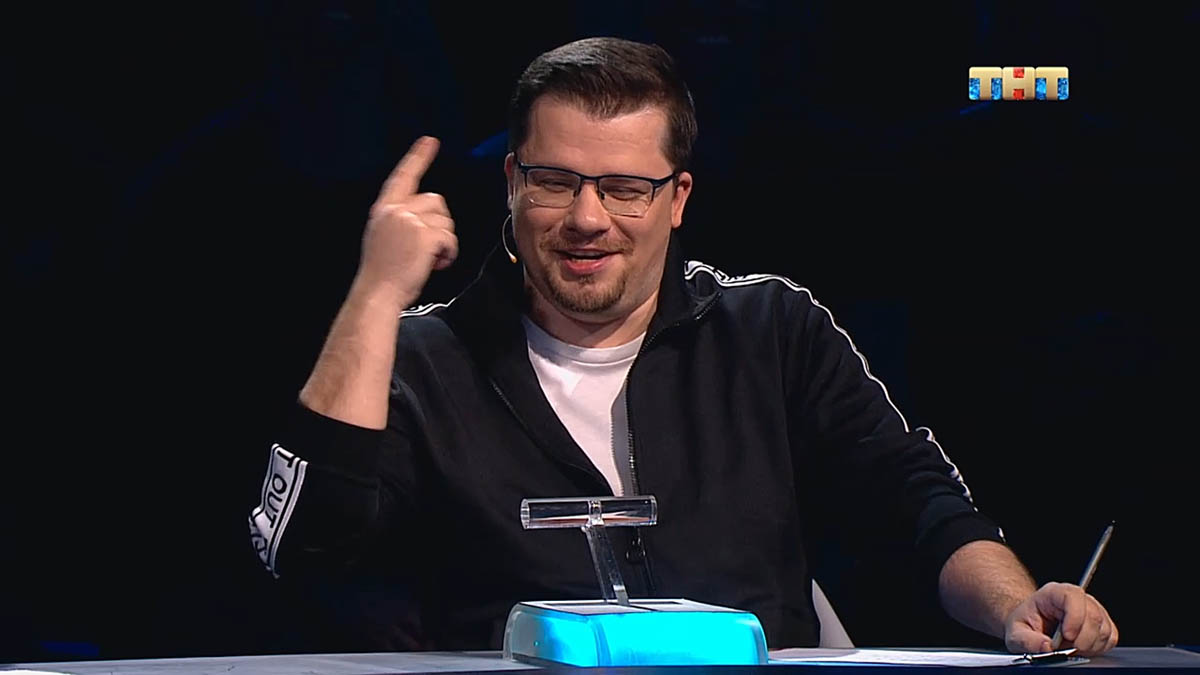 Софья Лобанова прошла в финал Comedy Баттл 2019