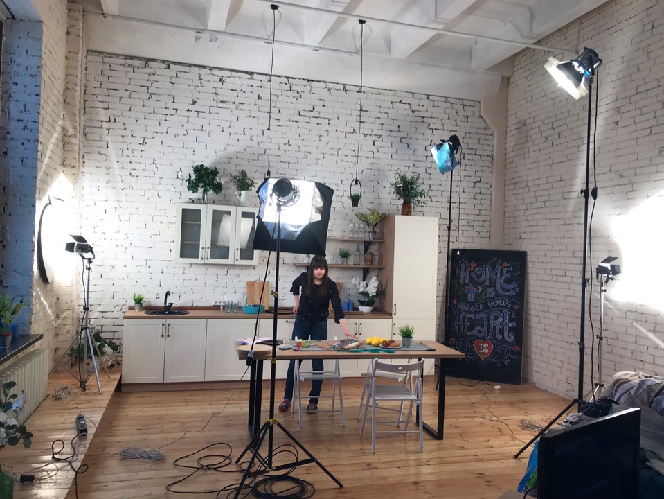 Серия интервью с командой «Новый день» продолжается. На этот раз говорим с руководителем отдела производства Сергеем Гусаровым. О чем? О сути его профессии, тонкостях работы с заказчиками и многом другом