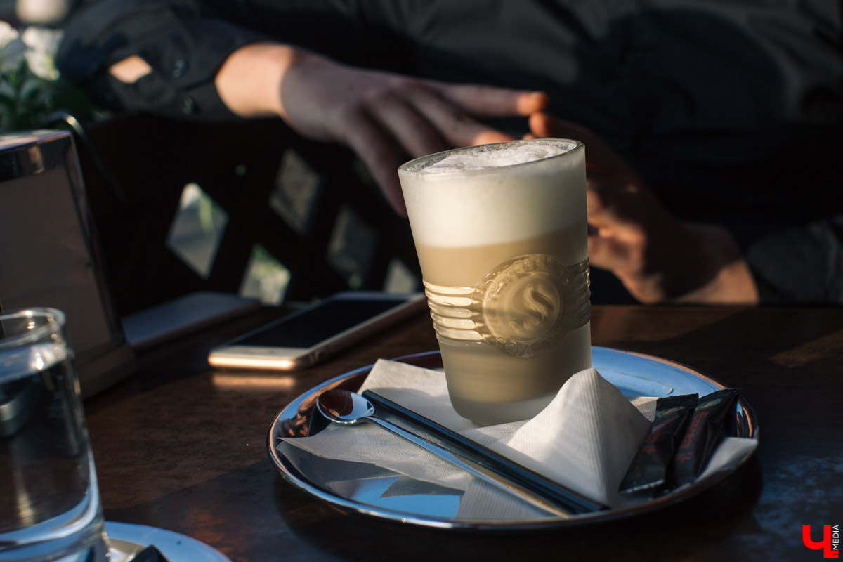 Серия интервью с командой «Новый день» продолжается. На этот раз говорим с руководителем отдела производства Сергеем Гусаровым. О чем? О сути его профессии, тонкостях работы с заказчиками и многом другом