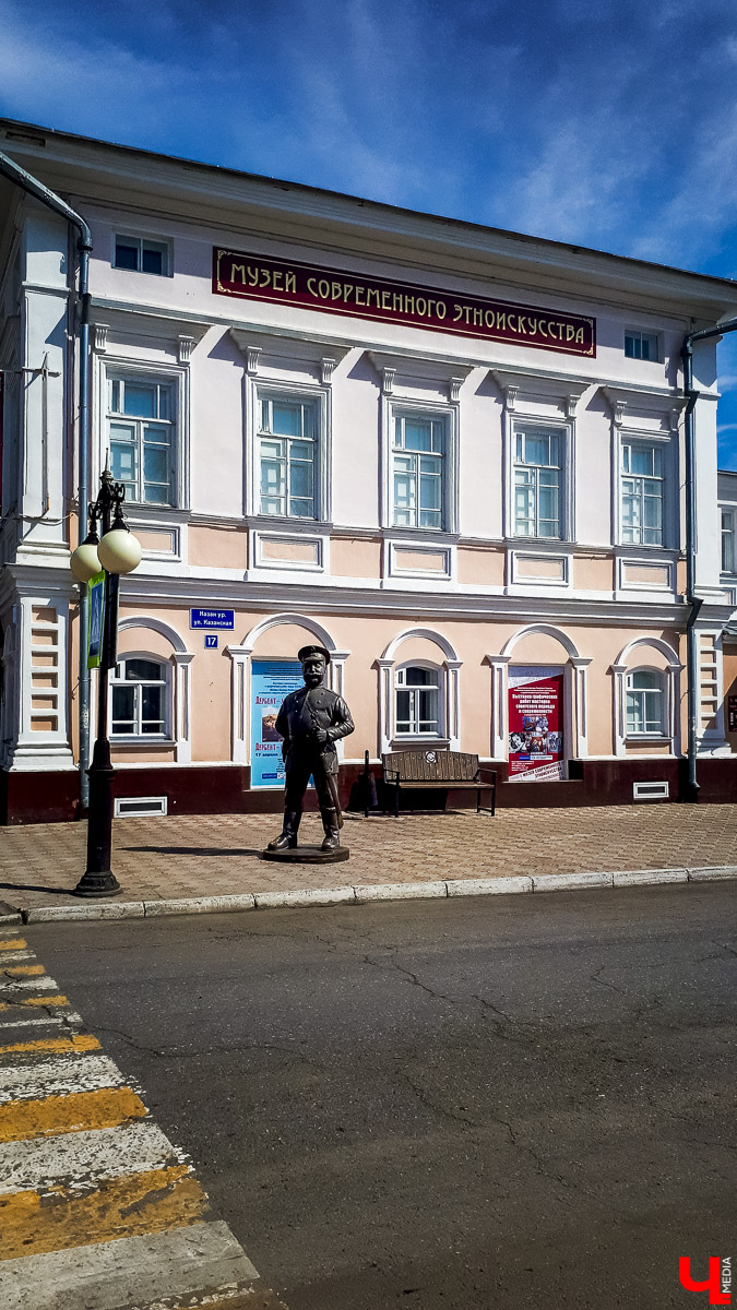 Обширная программа для тура выходного дня или небольшого отпуска. Мы осмотрели Чебоксары, Набережные Челны, Елабугу и Свияжск и делимся опытом