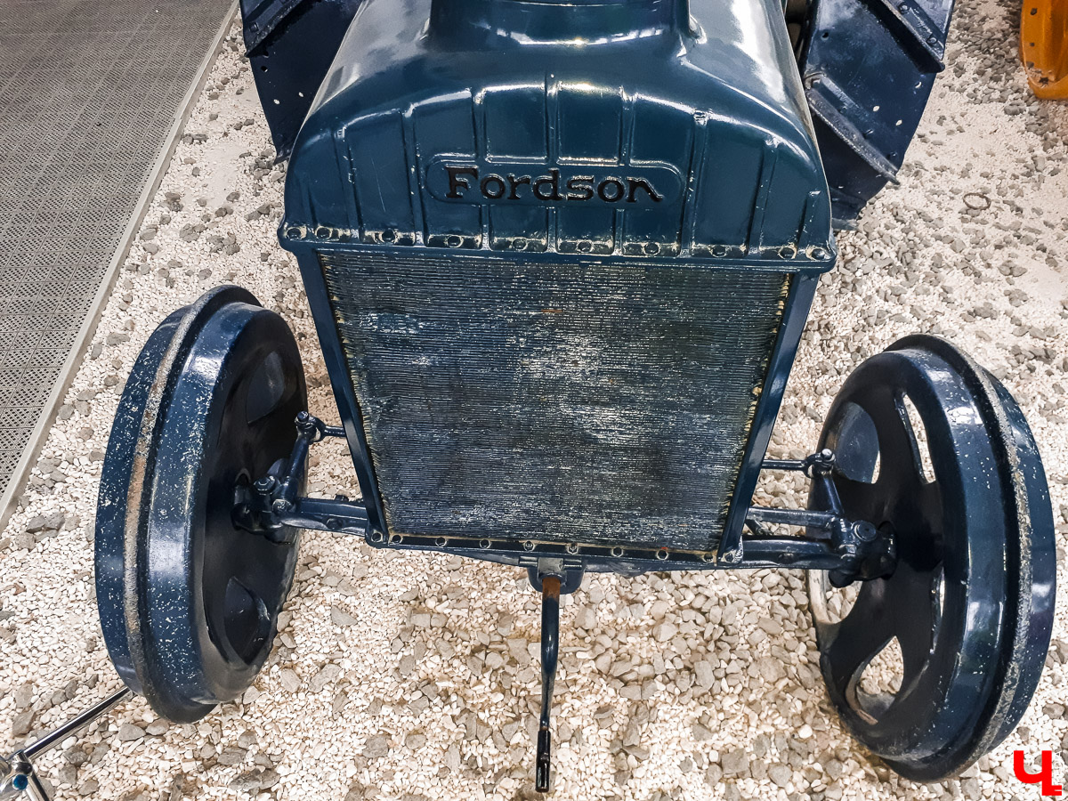 Обширная программа для тура выходного дня или небольшого отпуска. Мы осмотрели Чебоксары, Набережные Челны, Елабугу и Свияжск и делимся опытом