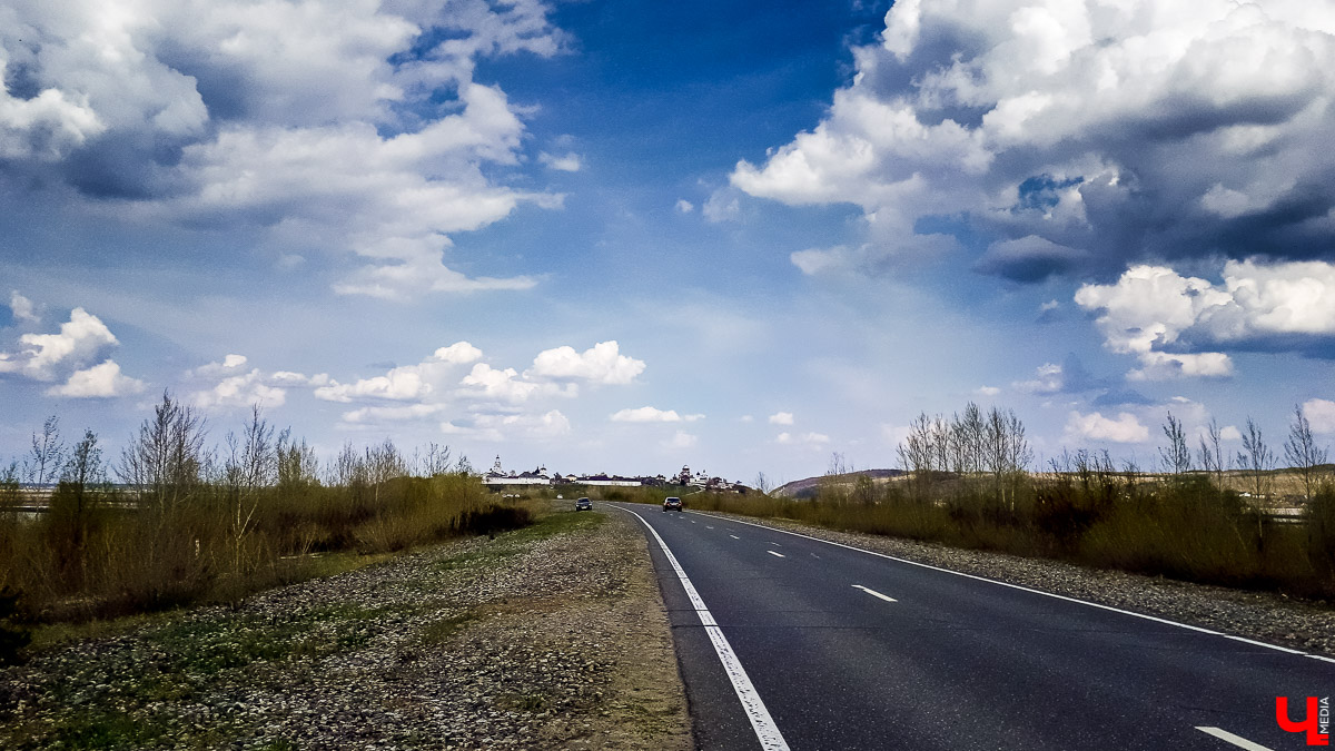 Обширная программа для тура выходного дня или небольшого отпуска. Мы осмотрели Чебоксары, Набережные Челны, Елабугу и Свияжск и делимся опытом