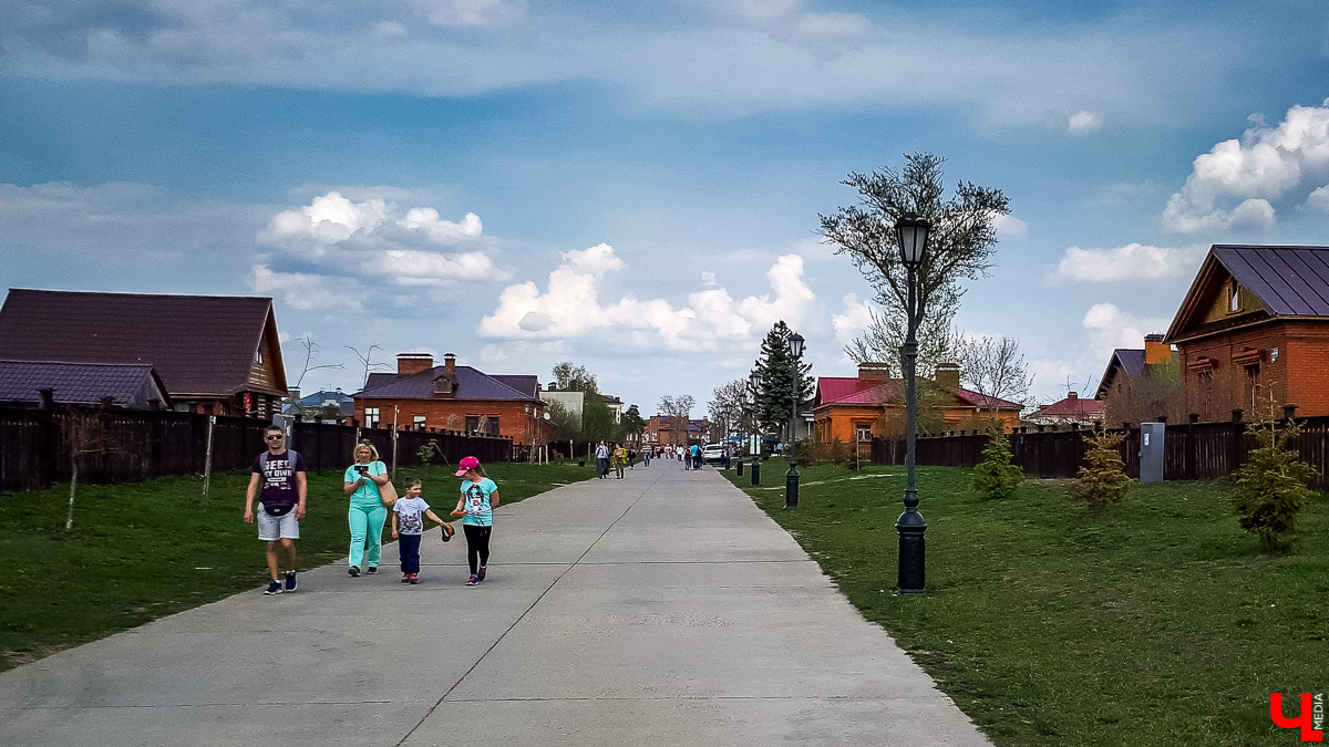 Обширная программа для тура выходного дня или небольшого отпуска. Мы осмотрели Чебоксары, Набережные Челны, Елабугу и Свияжск и делимся опытом