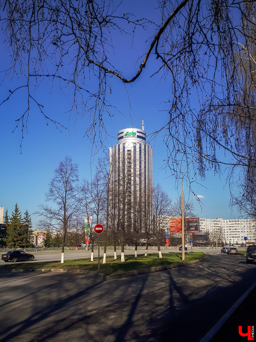 Обширная программа для тура выходного дня или небольшого отпуска. Мы осмотрели Чебоксары, Набережные Челны, Елабугу и Свияжск и делимся опытом