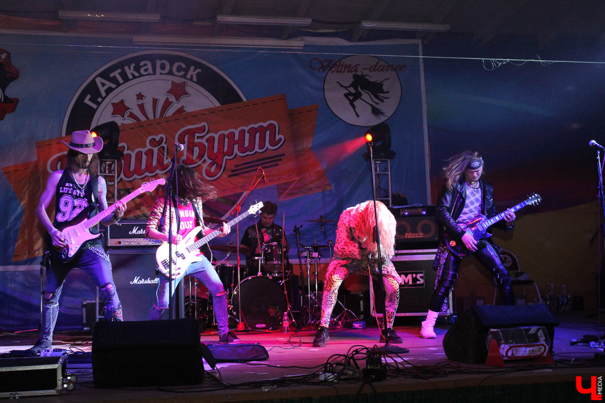 Sold out в первые дни поступления. Дебютный мини-альбом «Loveseeker» владимирской мелодик-роковой группы Bosphorus Night добрался до Японии. Партия была раскуплена за какие-то две недели!