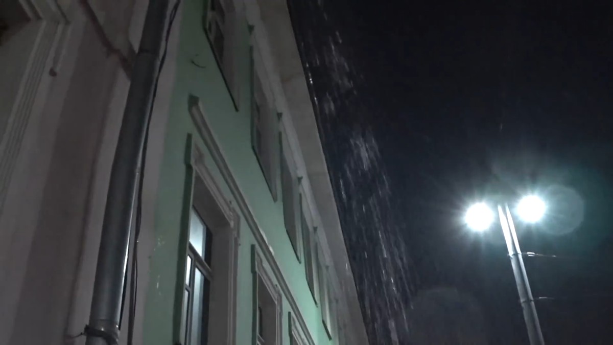 Московский блогер-урбанист прогулялся по Владимиру и снял видео, в котором рассказал об опасных пешеходных переходах, шумовом загрязнении центра и о том, как сделать наш любимый город привлекательнее для туристов.