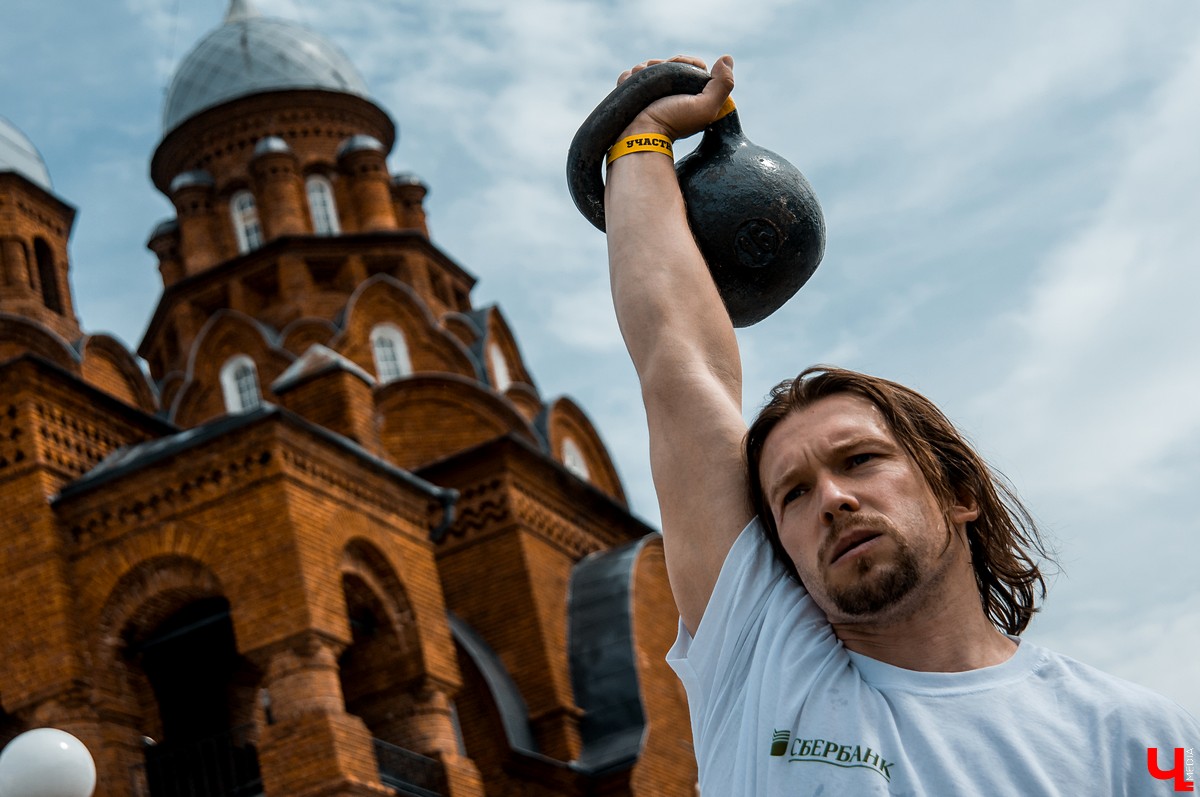 1 июня во Владимире состоялась всероссийская акция “Зеленый Марафон”. На него пришло 1400 участников и несколько тысяч зрителей.