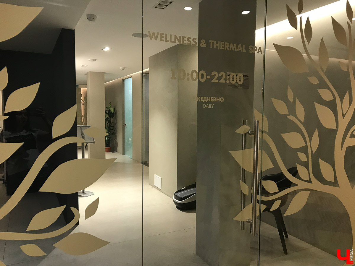 Спа-центр “Доброград” - это целый комплекс с русской парной, финской сауной, душем впечатлений, дорожкой Кнейпа, открытыми бассейнами и другими всевозможными услугами. Мы посетили локацию и готовы вам все о ней рассказать.