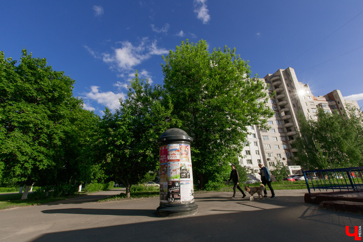 Краевед Александр Пронин провел для нас необычную экскурсию по Суздальскому проспекту. Он поделился интересными ретро-фото и рассказал историю этого места