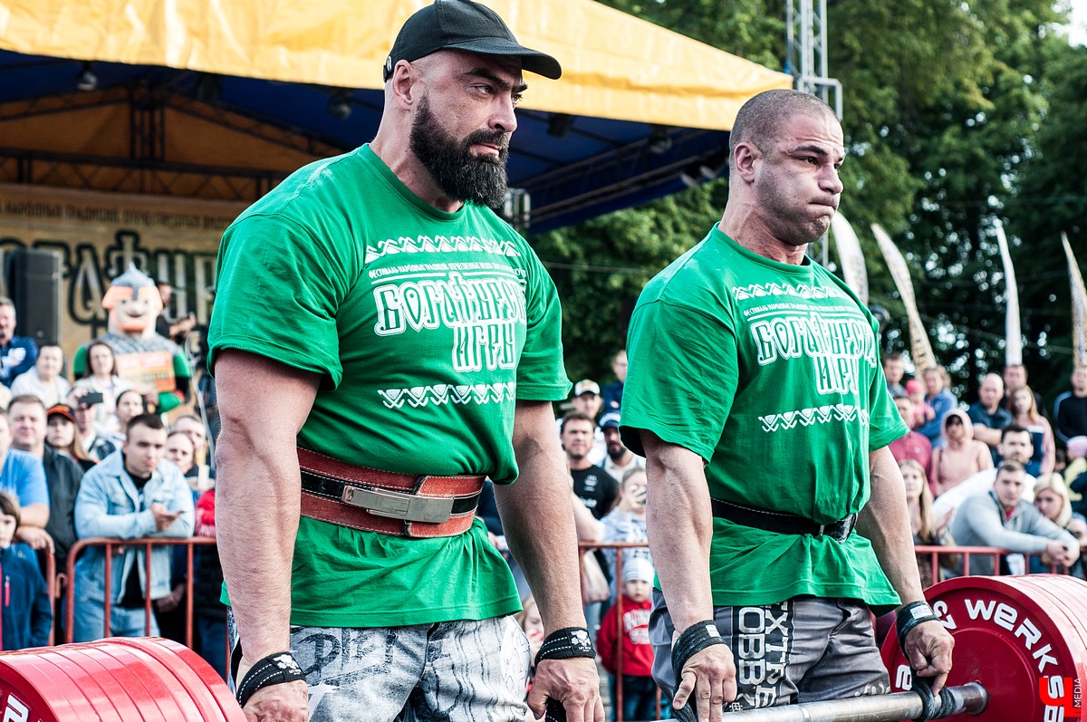 Во Владимире прошел фестиваль “Богатырские игры”. В нем приняли участие спортсмены из нескольких регионов России. За Владимир выступал тяжелоатлет Алексей Ловчев