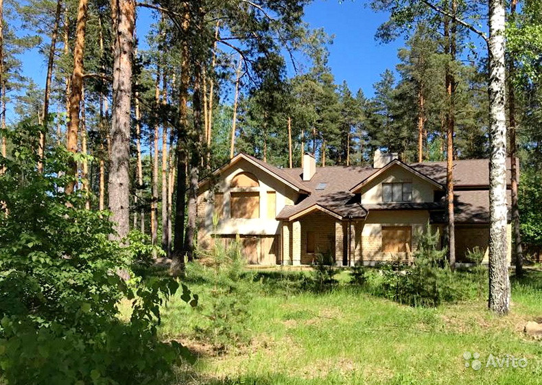 Мы изучили объявления о продаже элитных загородных домов во Владимирской области и решили рассказать о 5 удивительных вариантах