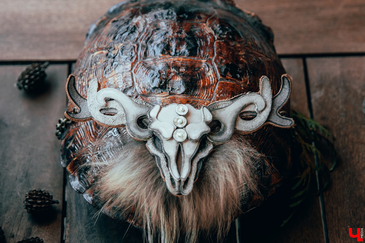 Во Владимире прошел музыкальный фестиваль KIMATIKA. Главным гостем шоу стал француз Кристиан Джиоти. Он продемонстрировал баланс тела и выступил со стеклянными шарами.