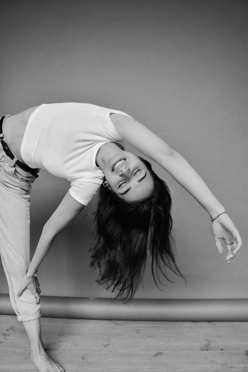 Мы продолжаем знакомить вас с участницами конкурса “Ключ на спорт”. Вторая претендентка на звание “Девушка июня” - красавица Татьяна Пошаталова.