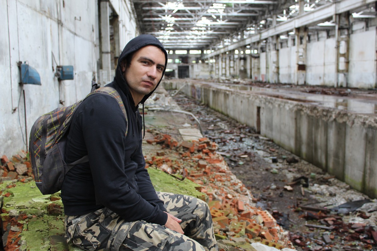 Вот уже несколько лет владимирец Роман Комов проводит экскурсии по владимирской промзоне. И за это время он уже успел узнать массу интересного. Например, что на месте тракторного завода когда-то была стоянка древнего человека.