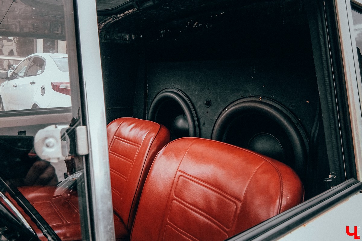 Во Владимире прошли соревнования по автозвуку. Чемпионат состоялся в рамках празднования Дня молодежи. Победителем стал Олег Писклов.