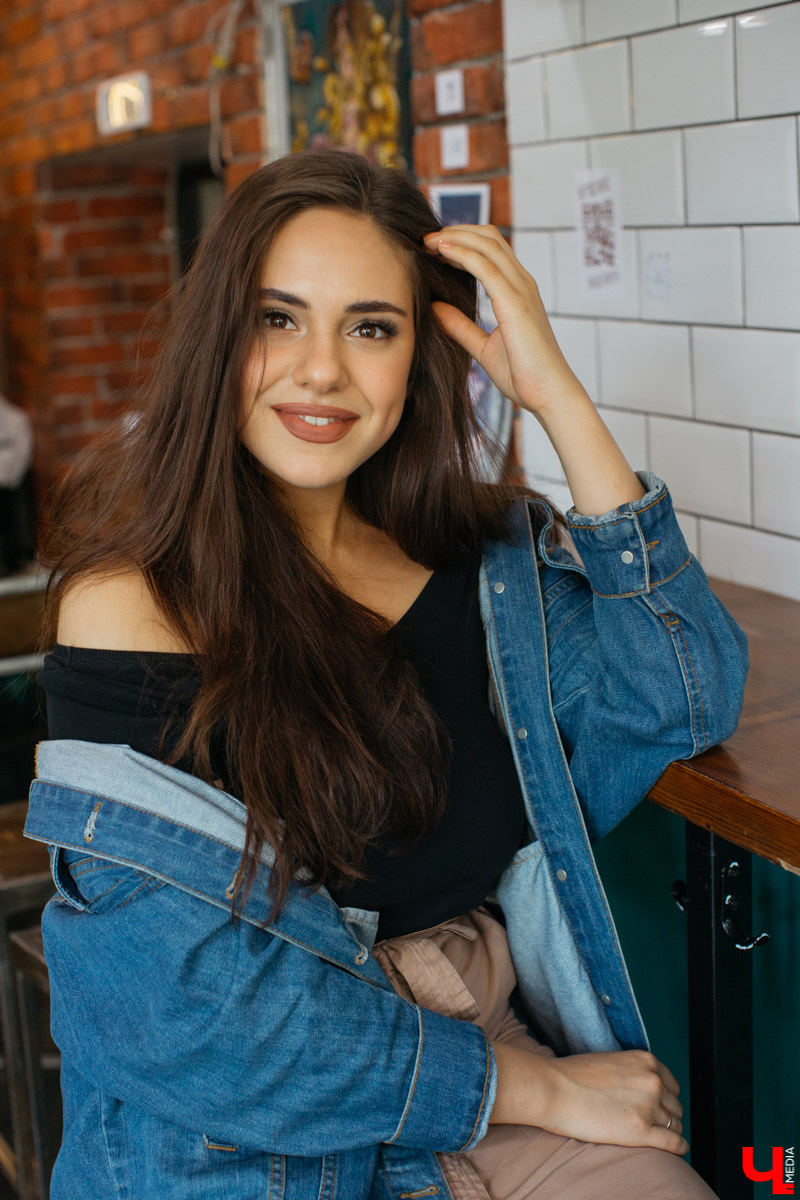 Реставраторы Валерия Измайлова и Анастасия Глуцкая рассказали о тонкостях своей работы.