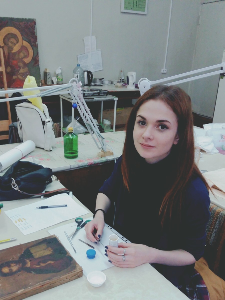 Реставраторы Валерия Измайлова и Анастасия Глуцкая рассказали о тонкостях своей работы.