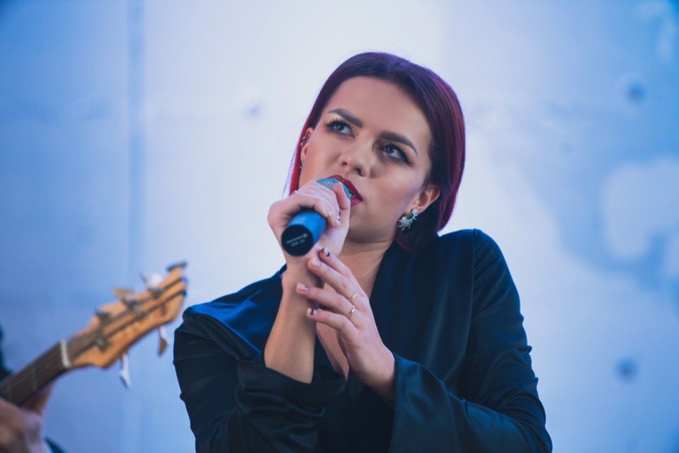 «Ключ-Медиа» поинтересовался у владимирских музыкантов Захара Усенко, Аланы Чочиевой, Дарьи Шигиной, Ольги Задонской и Тимофея Копылова, что дало им участие в телепроектах «Голос» и «Песни на ТНТ» - как в личном, так и профессиональном плане.