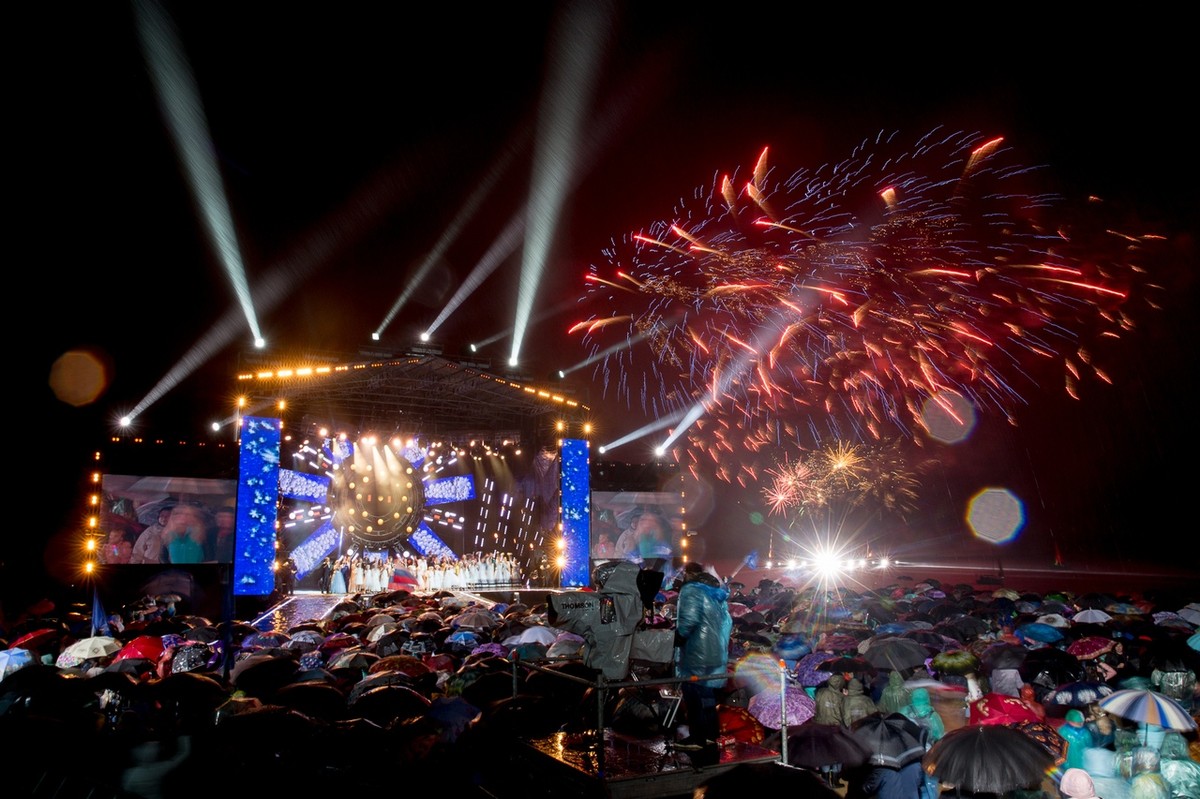 Опубликован список знаменитостей, которые споют в Муроме в День семьи, любви и верности 6-го июля 2019-го года.