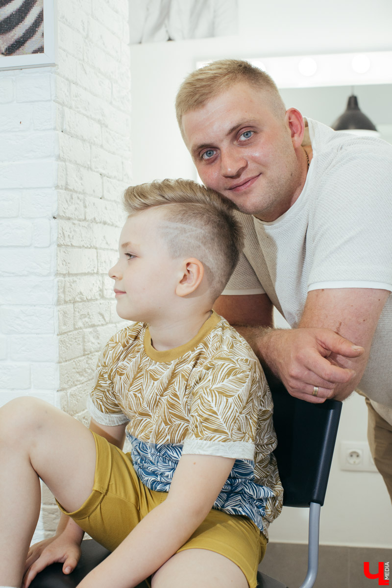 Какие мужские стрижки сейчас актуальны в нашем городе? Мы обратились с этим вопросом к специалисту, который работает в индустрии красоты (причем именно мужской) уже 15 лет.