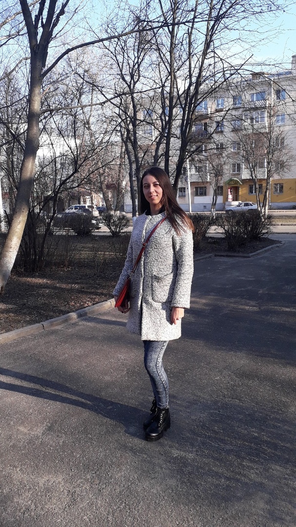 С 10-го июля во владимирском общественном транспорте подорожает проезд. Да-да, опять. И в автобусах сразу на 2 рубля. Зато оплачивать поездку банковской картой теперь можно и в троллейбусах, и в автобусах компании “Владимирпассажиртранс”.