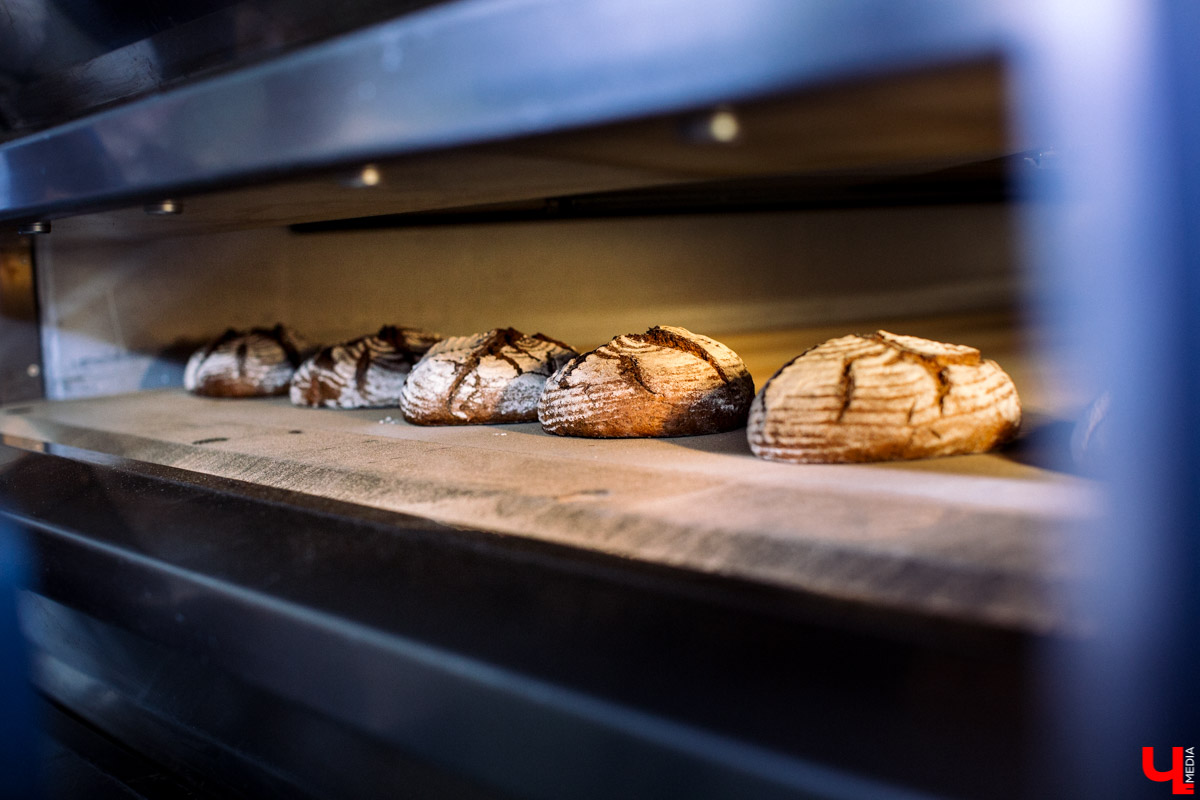 В начале июля “Роскачество” проверило 11 сортов мультизернового хлеба, которые пекут в ЦФО. Среди них были два продукта из Владимирской области. Как эксперты оценили наш хлеб?