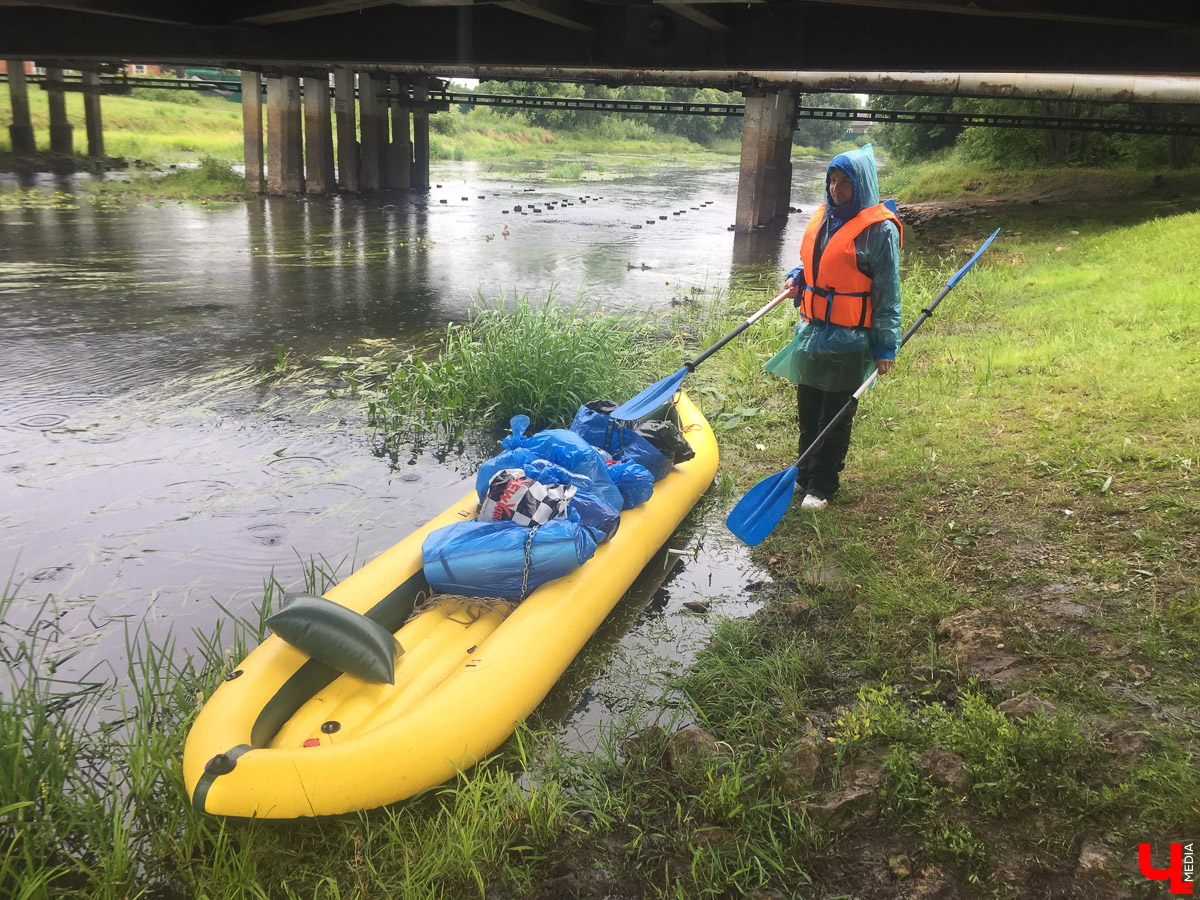 Корреспондент “Ключ-Медиа” сплавился на байдарке по реке Судогда. Маршрут пролегал от одноименного города до места впадения реки в Клязьму. Какие же локации стали самыми интересными? Узнаете, прочитав наш материал.