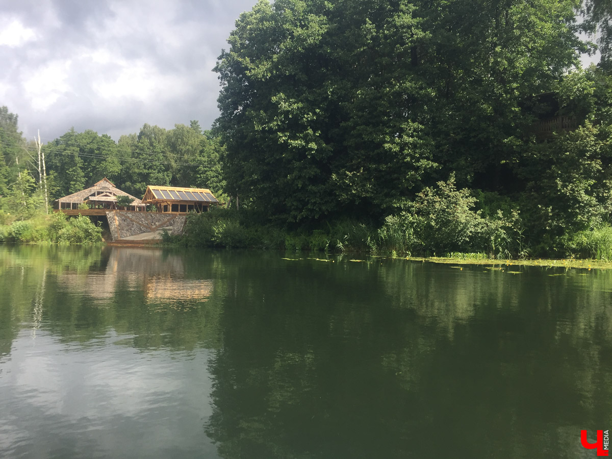 Корреспондент “Ключ-Медиа” сплавился на байдарке по реке Судогда. Маршрут пролегал от одноименного города до места впадения реки в Клязьму. Какие же локации стали самыми интересными? Узнаете, прочитав наш материал.