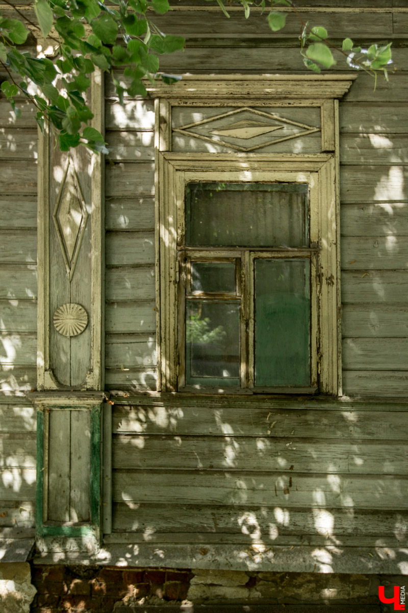 Архитектурная летняя школа “Точка роста” проводит воркшоп по исследованию и переосмыслению старой жилой застройки города Владимира.