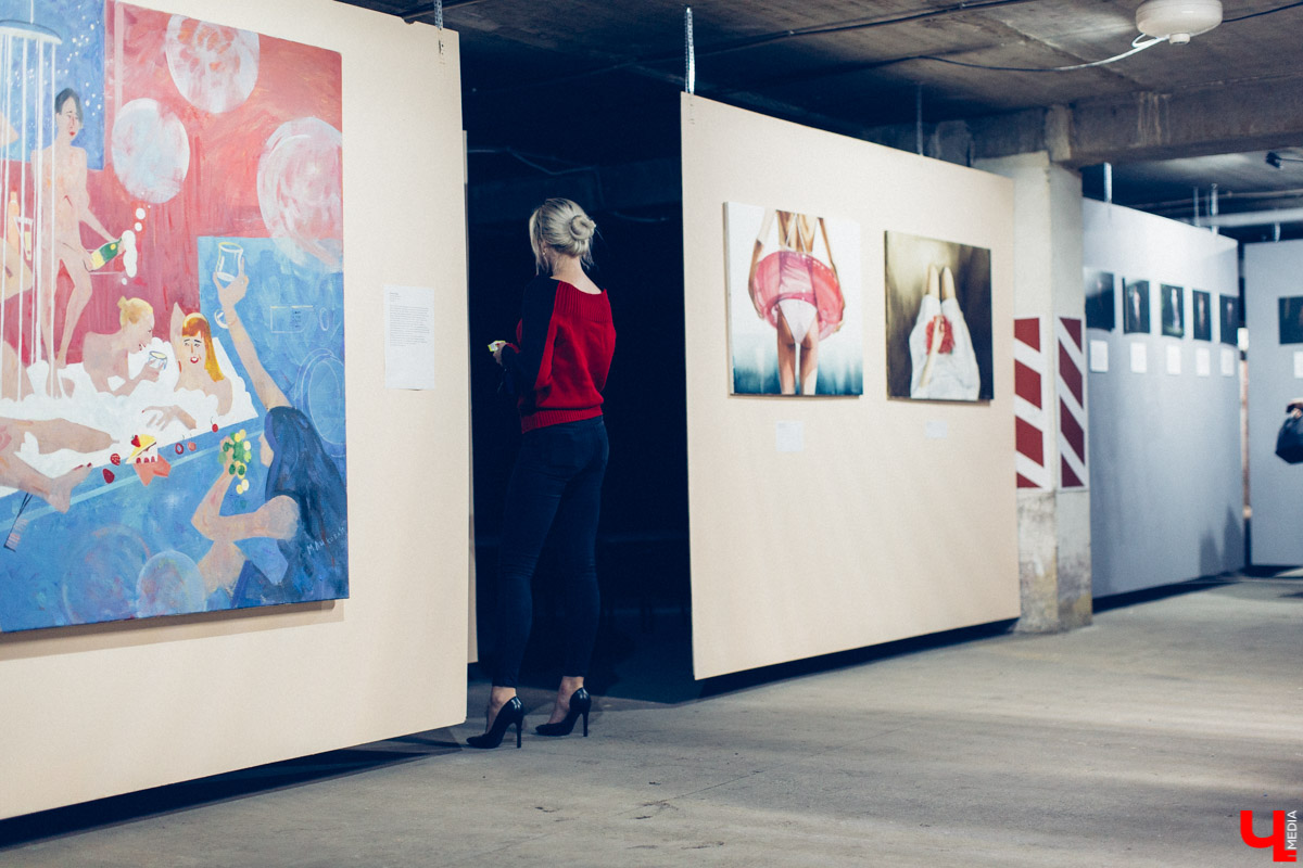 Во Владимире открылась выставка современного искусства «OUT.Наружу». Она вызвала возмущение местных активистов и собрала в своих стенах всю творческую тусовку города.