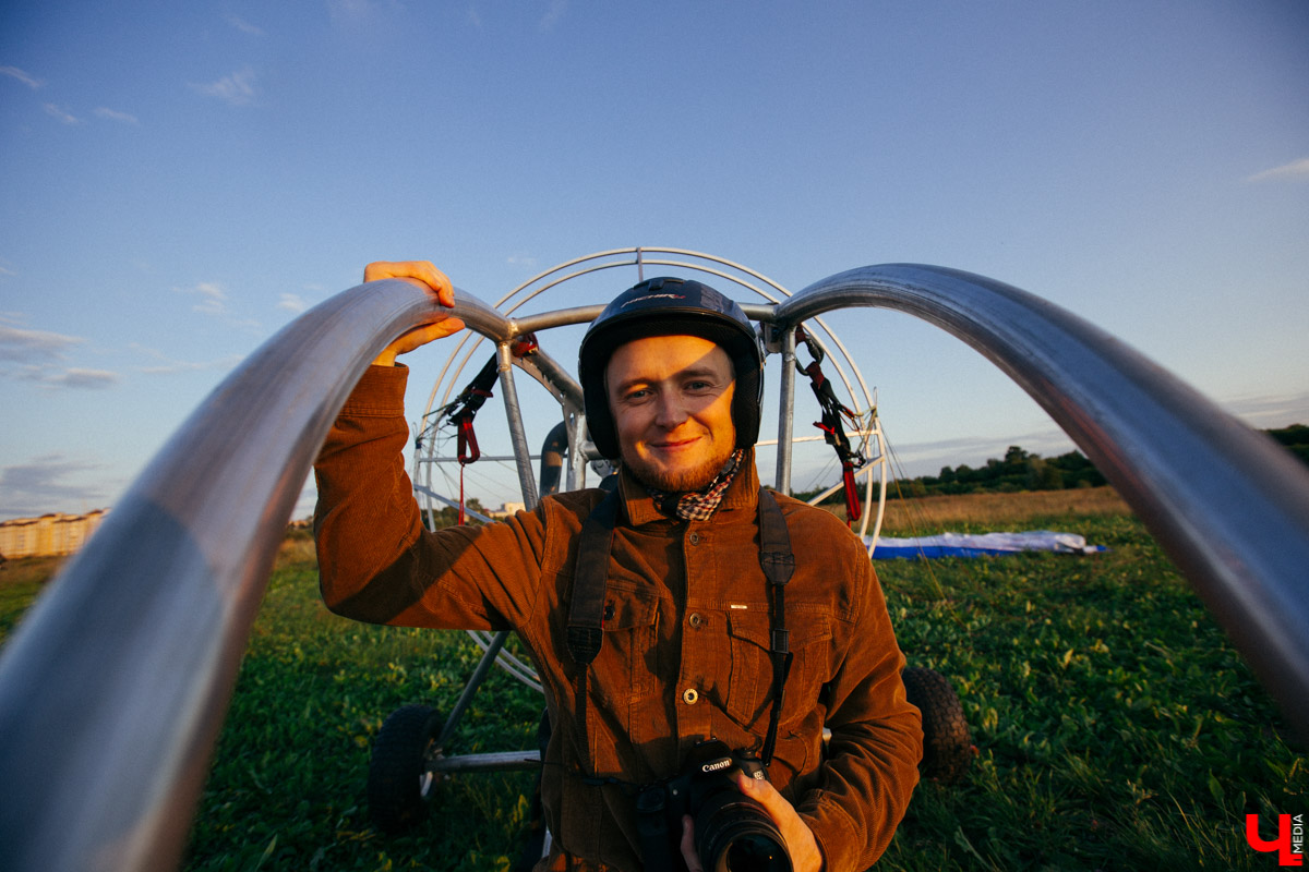 Корреспондент “Ключ-Медиа” пролетел на паралете над центром Владимира. И делится своим опытом.