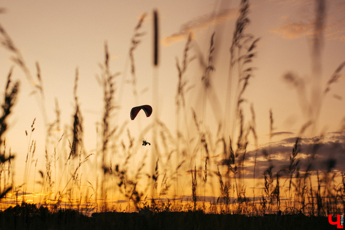 Корреспондент “Ключ-Медиа” пролетел на паралете над центром Владимира. И делится своим опытом.