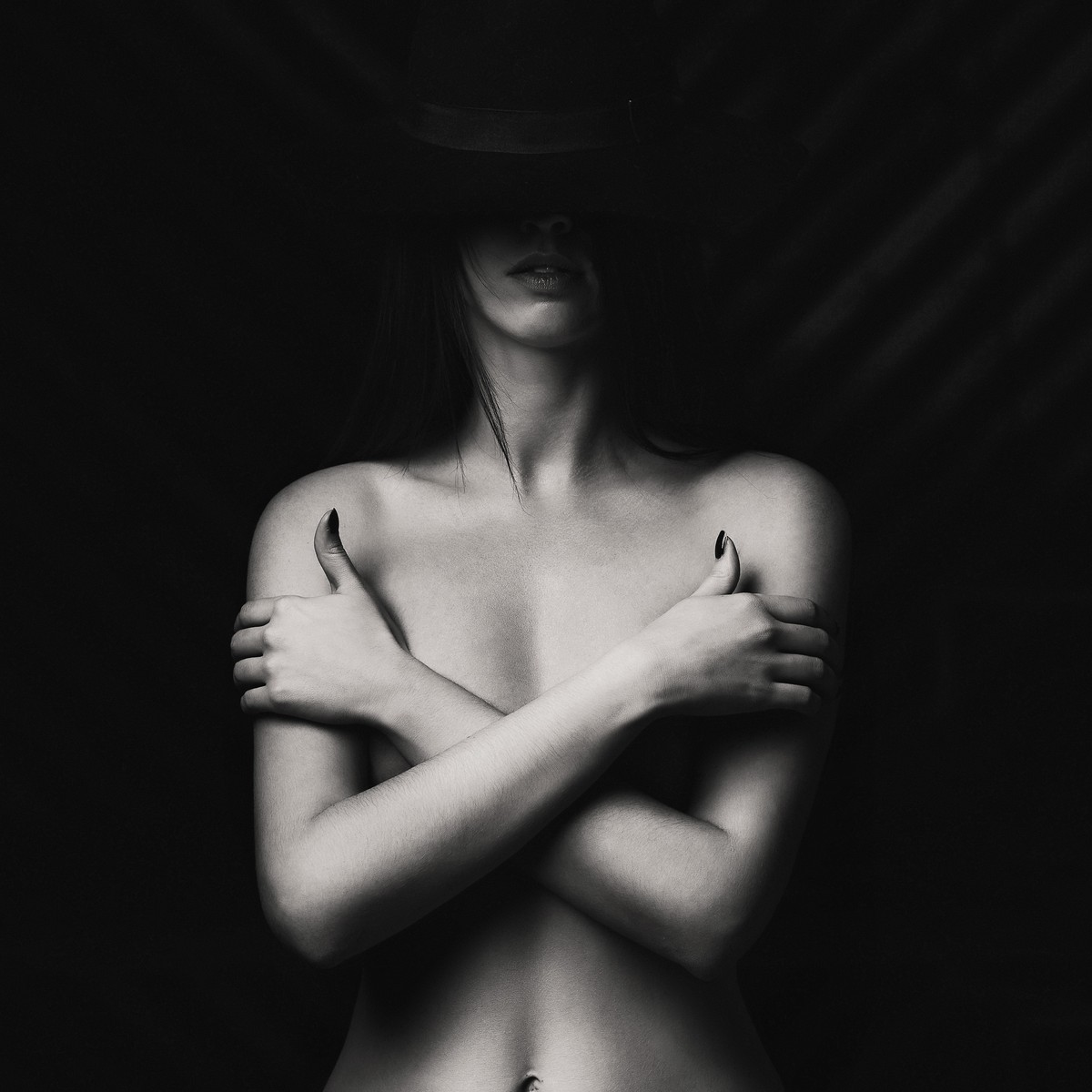 Конкурс “Ключ на спорт” набирает обороты. Представляем вам Екатерину Никулину - первую претендентку на статус самой стройной и накаченной “Девушки июля”.