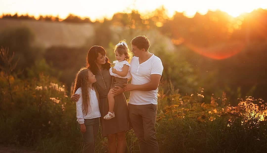 Как оказалось, в нашем городе живут женщины, которые выбрали Family look элементом для собственной реализации, творчества и даже бизнеса. Мы с удовольствием поговорили с ними об этом.