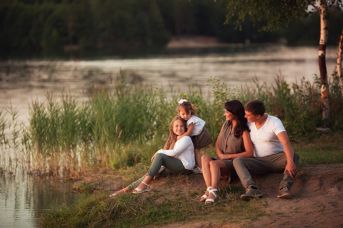 Как оказалось, в нашем городе живут женщины, которые выбрали Family look элементом для собственной реализации, творчества и даже бизнеса. Мы с удовольствием поговорили с ними об этом.