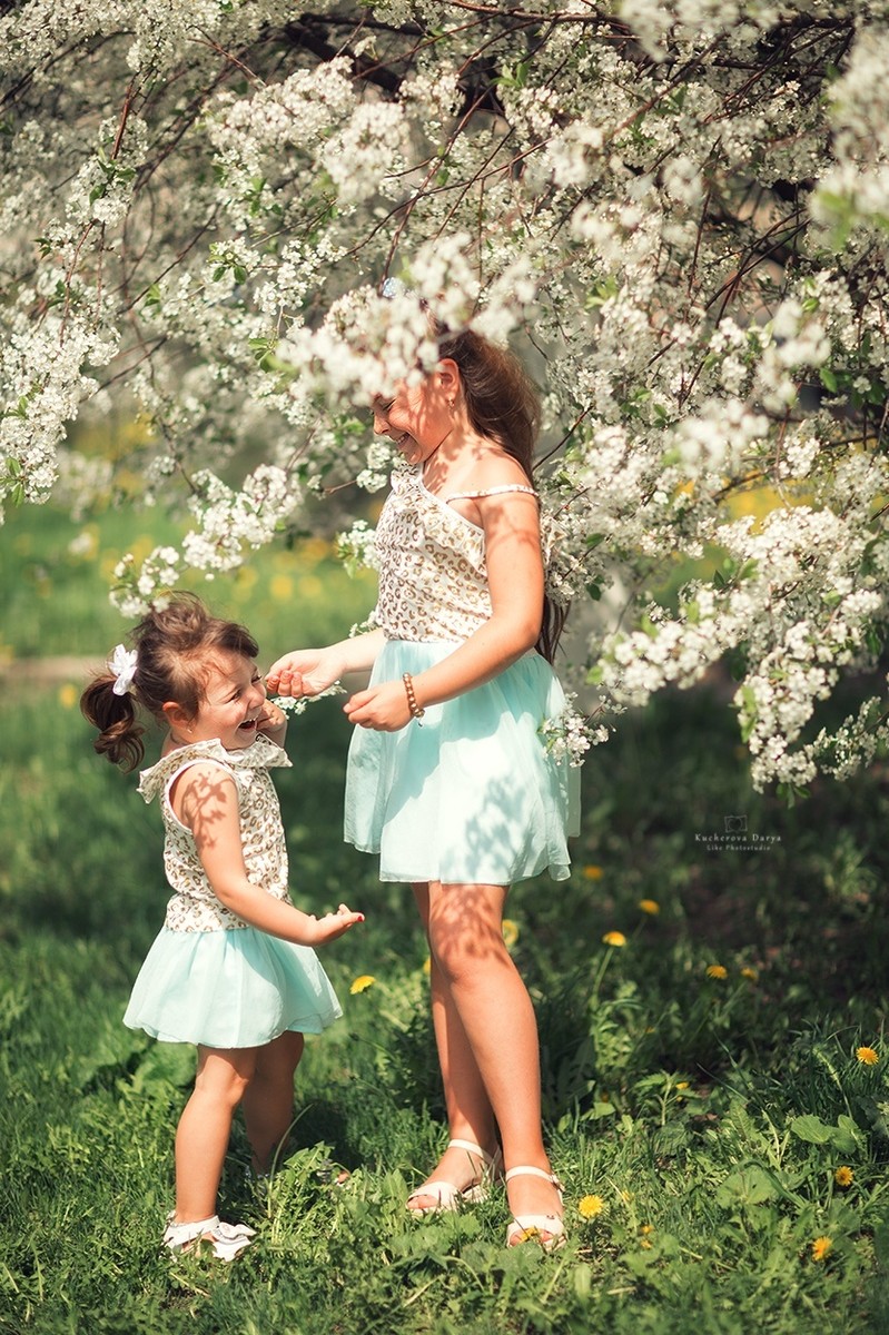 Как оказалось, в нашем городе живут женщины, которые выбрали Family look элементом для собственной реализации, творчества и даже бизнеса. Мы с удовольствием поговорили с ними об этом.