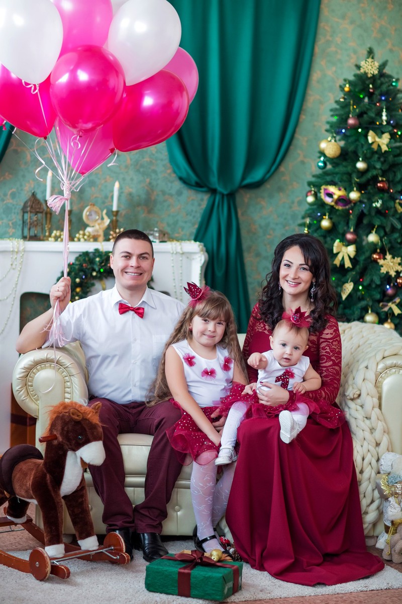 Как оказалось, в нашем городе живут женщины, которые выбрали Family look элементом для собственной реализации, творчества и даже бизнеса. Мы с удовольствием поговорили с ними об этом.